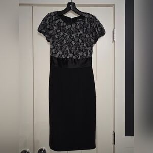 Le Chateau Snakeskin Patterned Black and Gray Long Dress